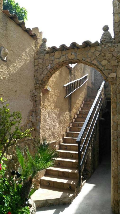 三泉Casa Vacanze Mediterraneo别墅 外观 照片